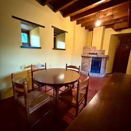 La Caseria De Hevia 1 Y 2 * Arriondas