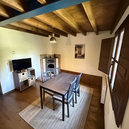 La Caseria De Hevia 1 Y 2 公寓